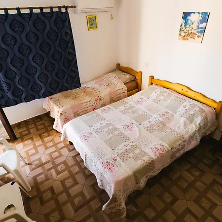 Casa Leahu بيت ضيافة