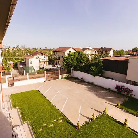 بيت ضيافة Casa Leahu كوستِنيست